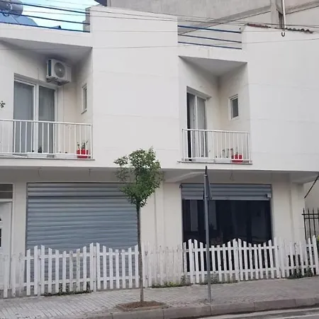 Aparthotel Hill View 7